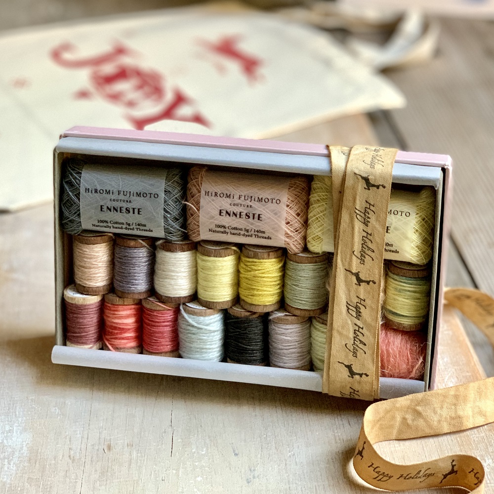 Exquisite Gift Boxes of Naturally Dyed Threads from Japan